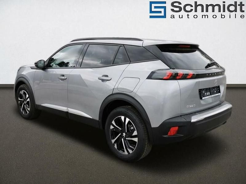 Gebraucht Peugeot 2008 Allure 103 PS (75 kW) 2022 Silber SUV
