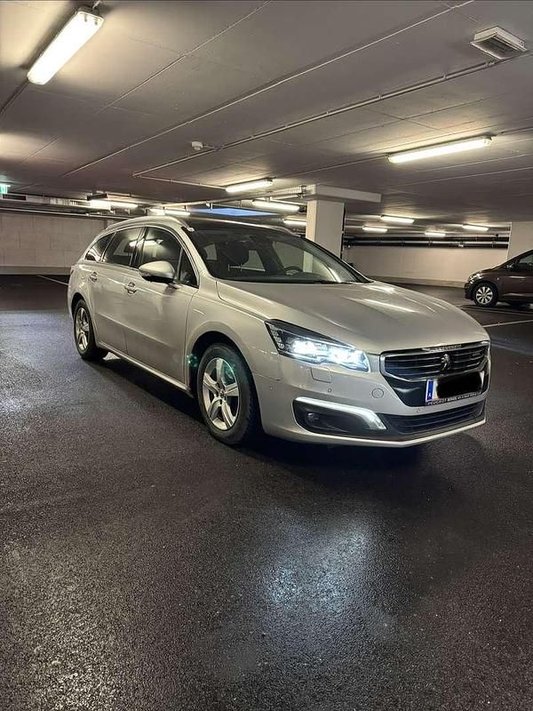 Gebraucht Peugeot 508 SW Business-Line 150 PS (110 kW) 2016 Kombi
