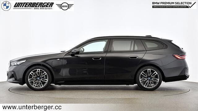 Gebraucht BMW 530e M Sport 189 PS (139 kW) 2024 Grau Kombi