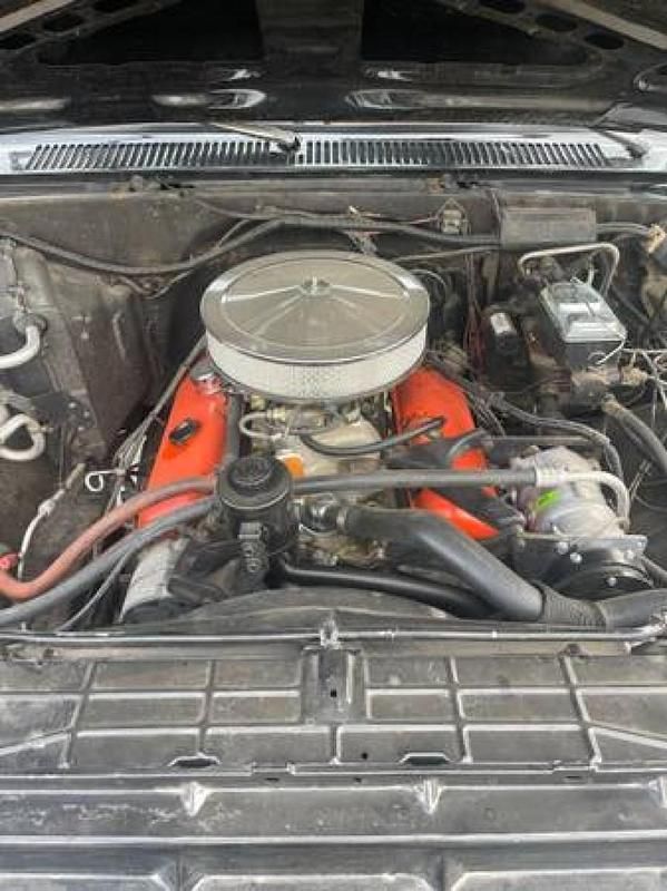 Gebraucht Chevrolet Silverado 230 PS (169 kW) 1984 Schwarz SUV