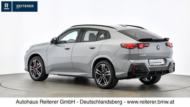 Gebraucht BMW iX2 Luxury Line 150 kW (204 PS) 2025 Grau SUV