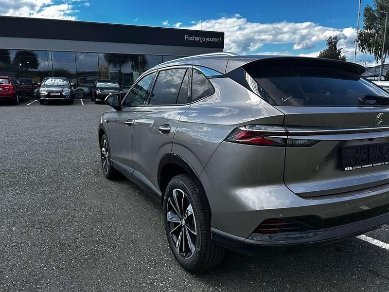 Neu MG HS Comfort 143 PS (105 kW) 2025 Silber SUV