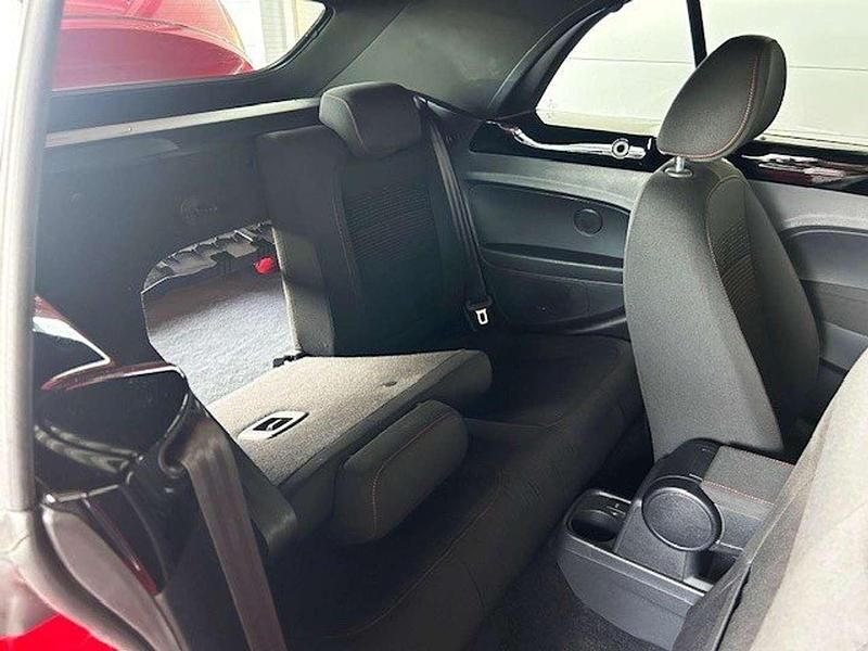 Gebraucht VW Beetle Design 105 PS (77 kW) 2018 Rot Cabrio