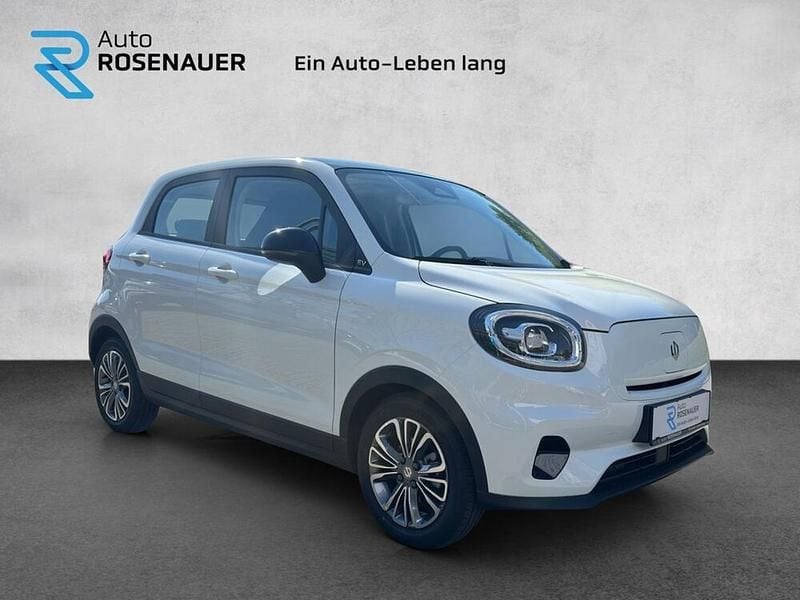 Neu Leapmotor T03 69 kW (95 PS) 2025 Weiß Kleinwagen
