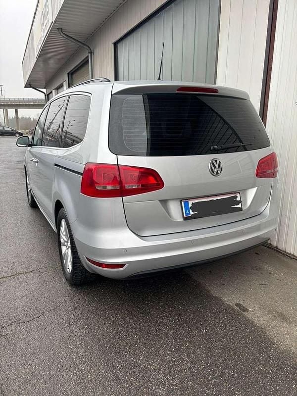 Gebraucht VW Sharan Comfortline 177 PS (130 kW) 2015 Van / Kleinbus