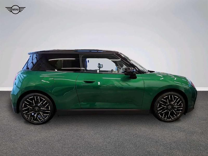 Neu Mini Cooper SE 160 kW (218 PS) 2025 Grün Kleinwagen