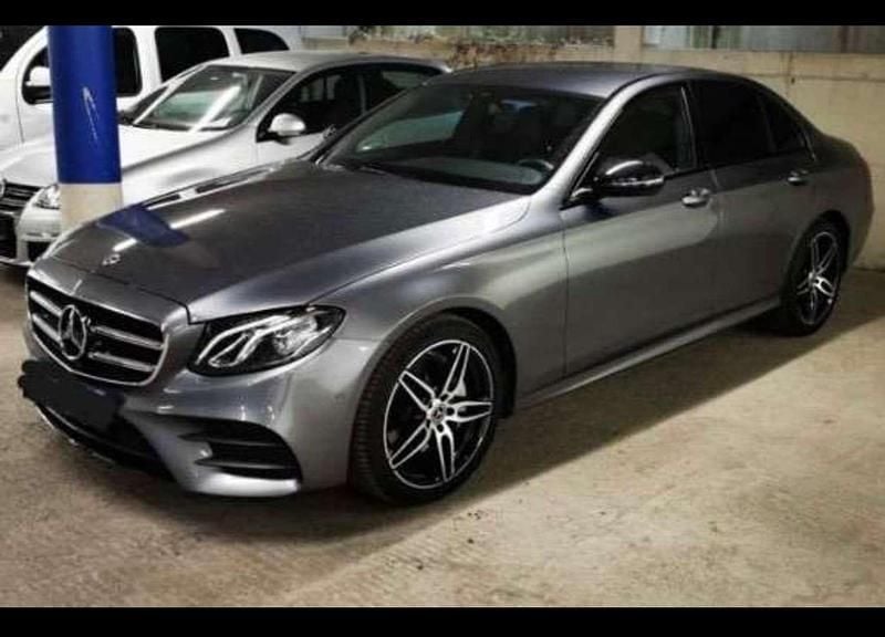 Grau Gebraucht 2019 Mercedes E200 AMG line | € 38.000 - Bild 1/4