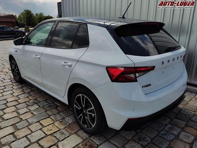 Neu Skoda Fabia Monte Carlo 2025 Moonweiß perleffect/dach schwarz Kleinwagen