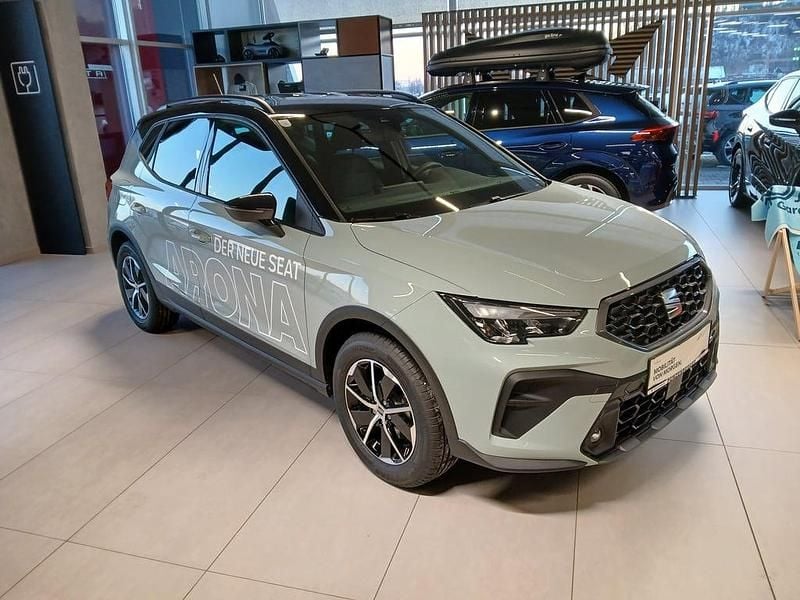 Neu Seat Arona Style 115 PS (84 kW) 2026 Hellgrau  metallic SUV