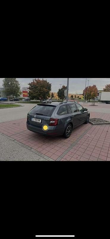 Gebraucht Skoda Octavia 184 PS (135 kW) 2017 Kombi