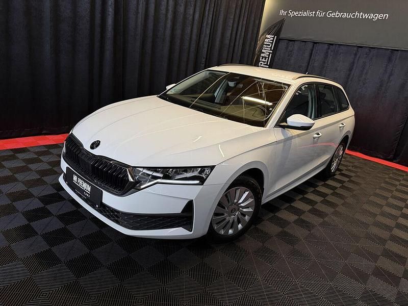 Gebraucht Skoda Octavia Essence 116 PS (85 kW) 2025 Weiß Kombi