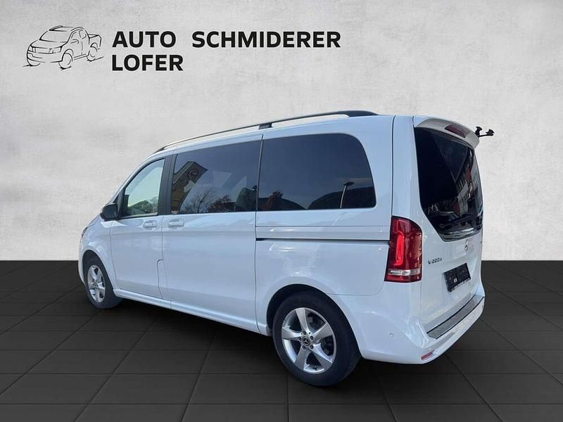Gebraucht Mercedes V220 AMG line 163 PS (119 kW) 2023 Weiß Van / Kleinbus