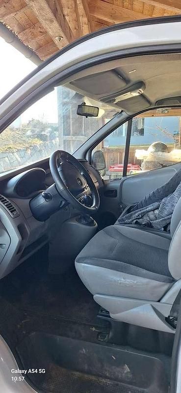 Gebraucht Opel Vivaro 114 PS (83 kW) 2013 Weiß Van / Kleinbus