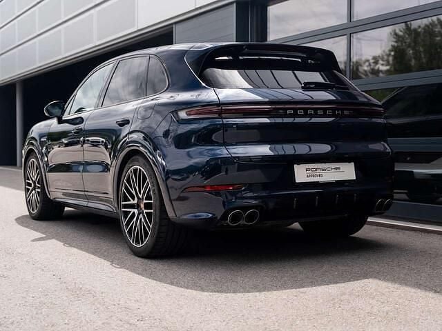 Gebraucht Porsche Cayenne 470 PS (345 kW) 2024 Mittelblau  metallic SUV