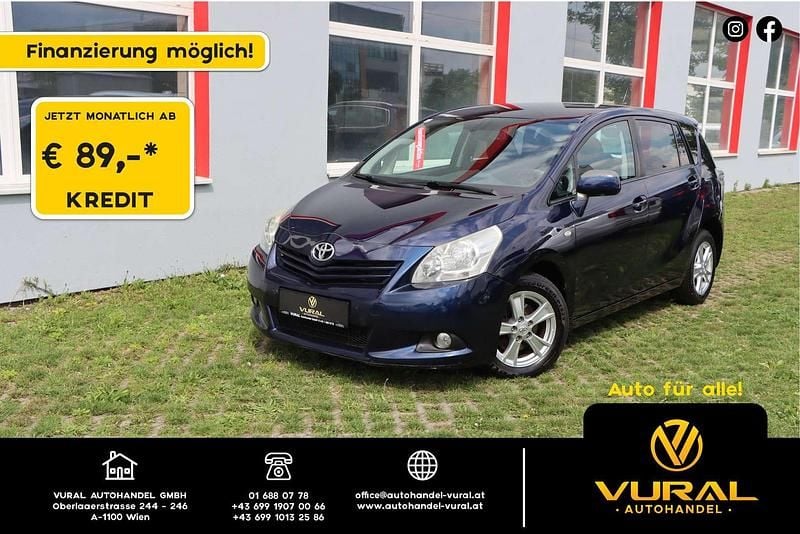 Blau Gebraucht 2011 Toyota Verso Basis Van / Kleinbus | € 3.890 - Bild 1/4