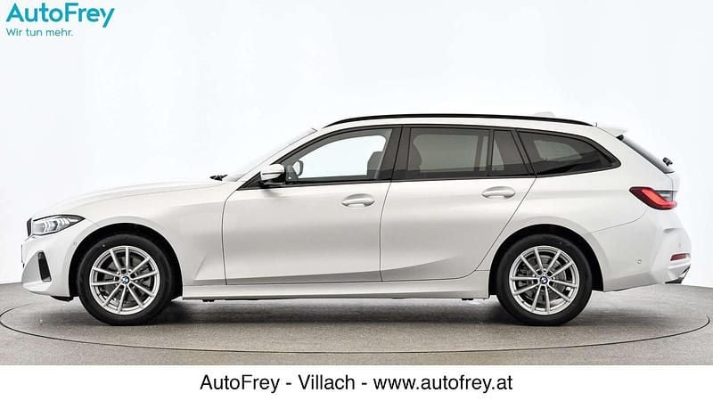 Gebraucht BMW 320 Efficient Dynamics 190 PS (139 kW) 2024 Weiß Kombi
