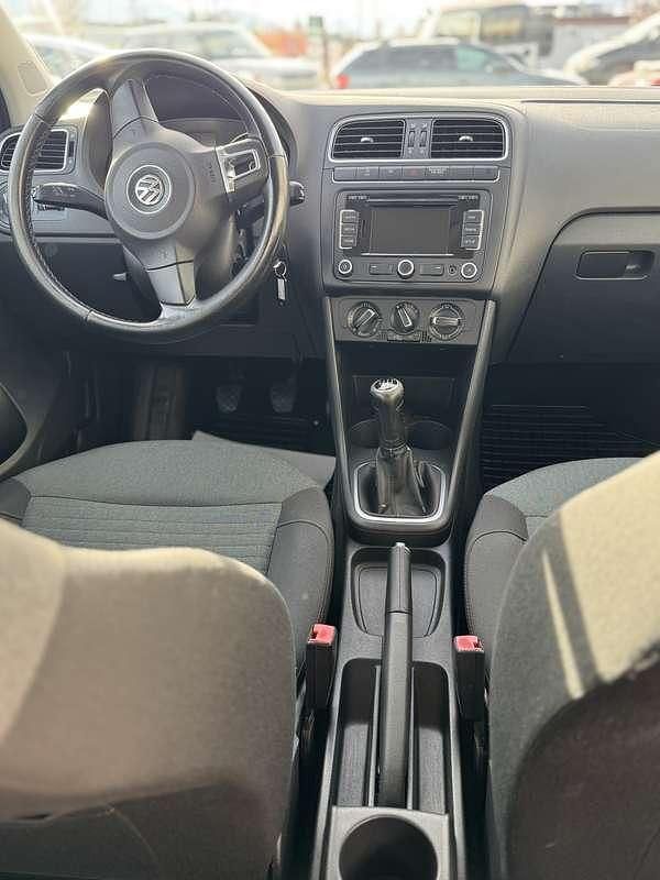 Gebraucht VW Polo 60 PS (44 kW) 2010 Weiß Limousine