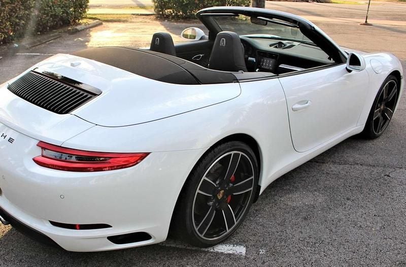 Gebraucht Porsche 991 370 PS (272 kW) 2018 Weiß Cabrio
