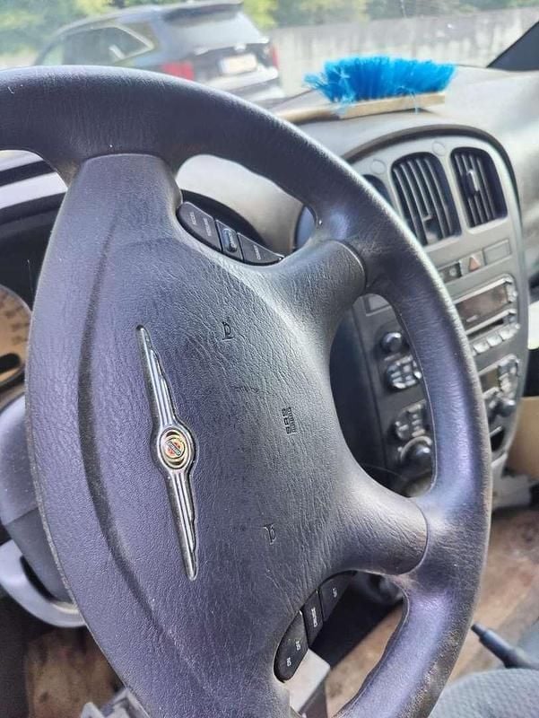 Gebraucht Chrysler Voyager 121 PS (88 kW) 2006 Schwarz Van / Kleinbus