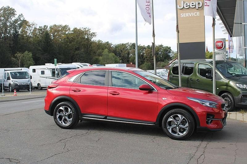 Rot Gebraucht 2020 Kia XCeed Silver SUV | € 14.990 (Fairer Preis) - Bild 1/4