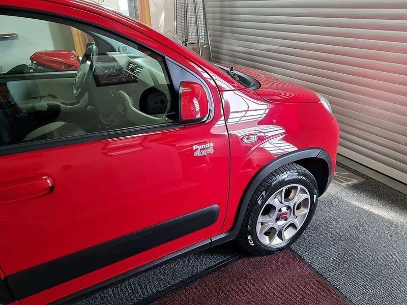 Gebraucht Fiat Panda 4x4 95 PS (69 kW) 2015 Kleinwagen