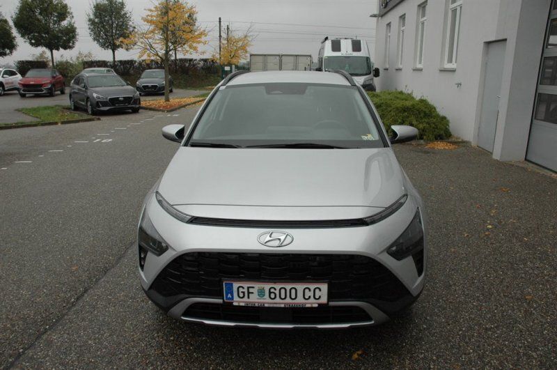 Gebraucht Hyundai Bayon 120 PS (88 kW) 2022 Silber SUV