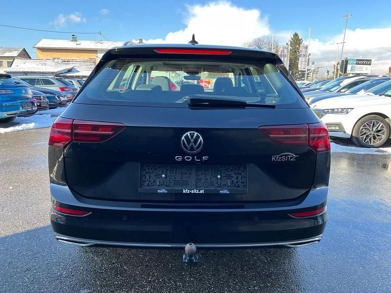 Gebraucht VW Golf VIII Style 150 PS (110 kW) 2022 Schwarz Kombi