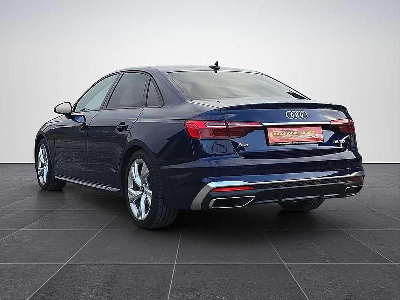 Gebraucht Audi A4 S-Line 163 PS (119 kW) 2023 Blau Limousine