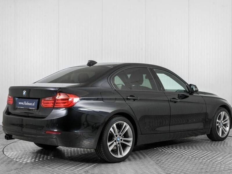 Gebraucht BMW 328 245 PS (180 kW) 2012 Schwarz Limousine
