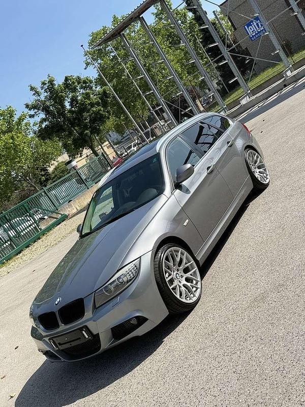 Grau Gebraucht 2011 BMW 325 | € 10.999 - Bild 1/4