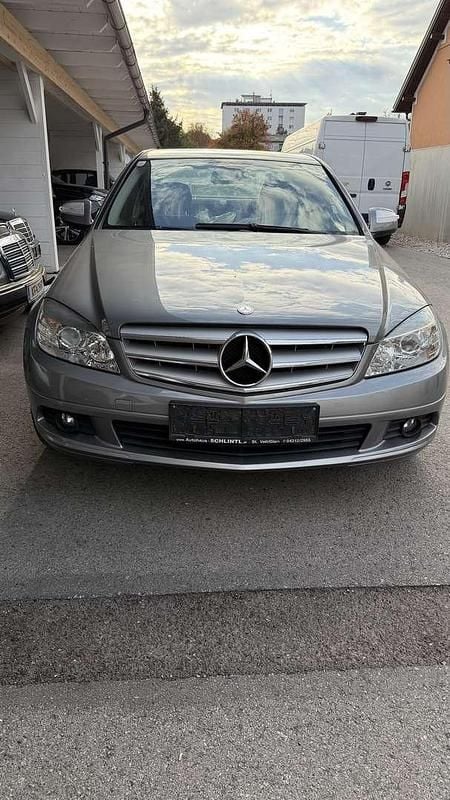 Gebraucht 2007 Mercedes C200 Classic Limousine | € 7.800 - Bild 1/4