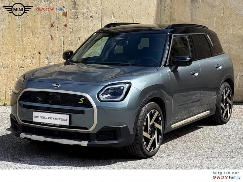 Smokey green Gebraucht 2024 Mini Countryman SUV | € 45.480 (Fairer Preis) - Bild 1/4