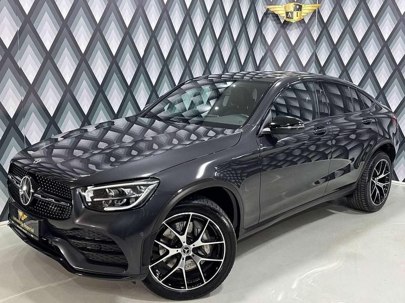 Gebraucht Mercedes GLC300e AMG line 211 PS (155 kW) 2021 Grau Coupé