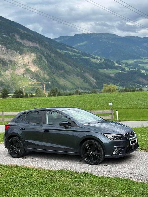 Gebraucht Seat Ibiza Style 90 PS (66 kW) 2019 Grau Kleinwagen