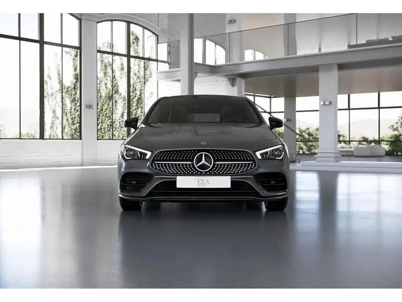 Gebraucht Mercedes CLA200 Shooting Brake 163 PS (119 kW) 2020 Mountaingrau metallic Kombi