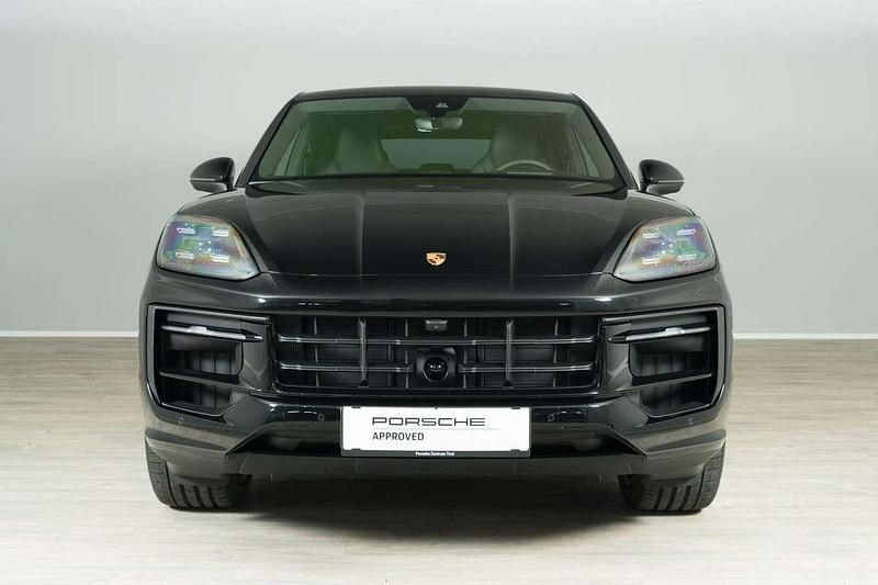 Gebraucht Porsche Cayenne S E-Hybrid 519 PS (381 kW) 2025 Schwarz  normal SUV