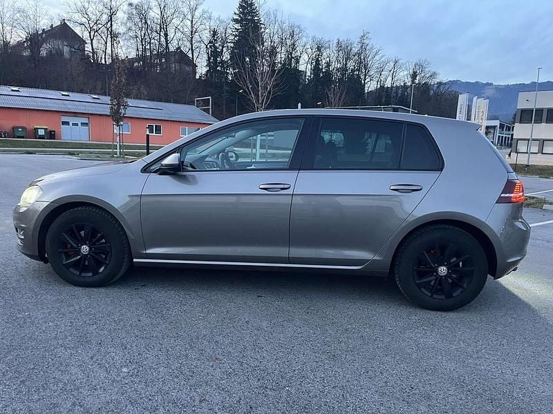 Gebraucht VW Golf VII Comfortline 147 PS (108 kW) 2014 Grau Limousine