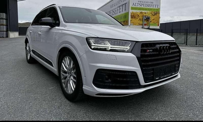 Weiß Gebraucht 2017 Audi SQ7 SUV | € 39.000 - Bild 1/4