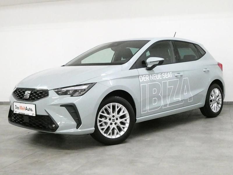 Neu Seat Ibiza Style 95 PS (69 kW) 2026 Hellgrau  metallic Kleinwagen