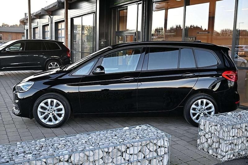 Gebraucht BMW 218 Advantage 150 PS (110 kW) 2019 Schwarz Kombi