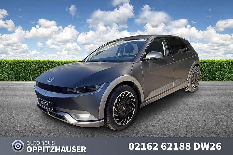 Grau Gebraucht 2022 Hyundai Ioniq Kleinwagen | € 39.990 - Bild 1/4