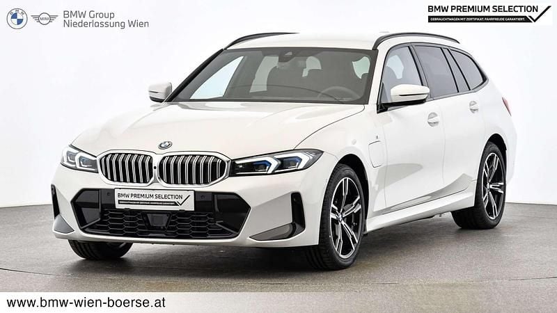 Weiß Gebraucht 2024 BMW 330e Efficient Dynamics Kombi | € 48.292 (Etwas zu teuer) - Bild 1/4