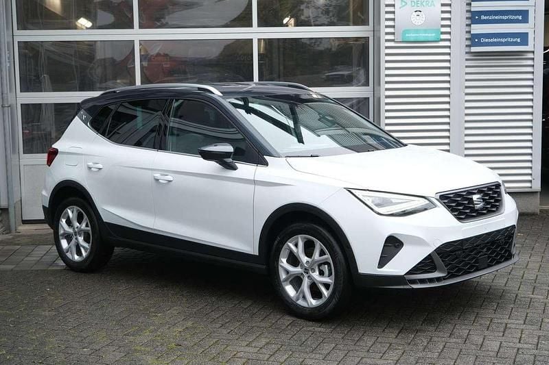 Neu Seat Arona FR 116 PS (85 kW) 2025 Weiß SUV