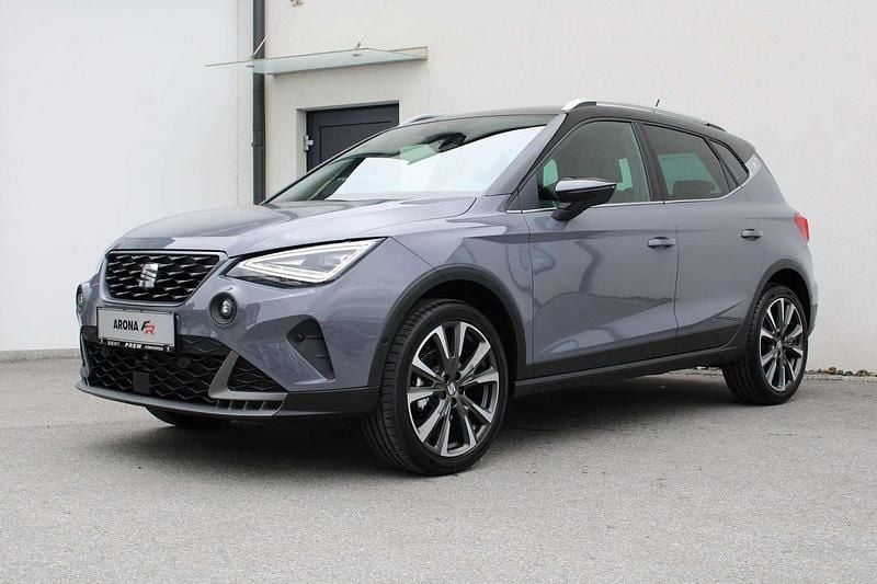 Gebraucht Seat Arona FR 95 PS (69 kW) 2024 Hellgrau  normal SUV