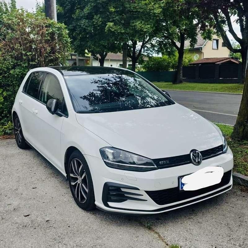 Gebraucht VW Golf VII Highline 170 PS (125 kW) 2013 Limousine