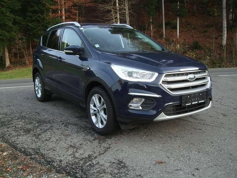 Gebraucht Ford Kuga Titanium 120 PS (88 kW) 2018 Blau SUV