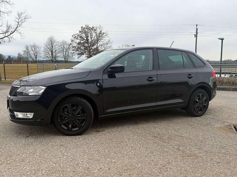 Gebraucht Skoda Rapid Ambition 86 PS (63 kW) 2015 Schwarz Kleinwagen