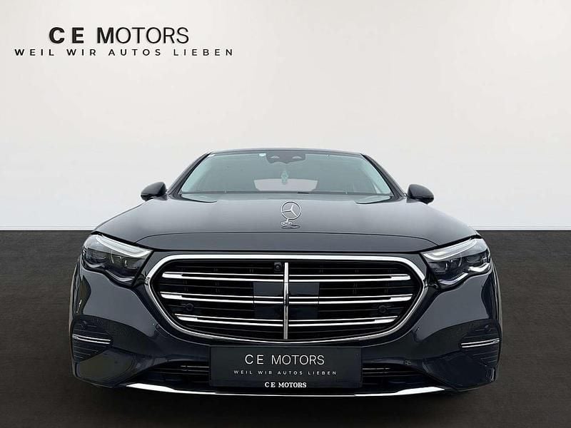 Gebraucht Mercedes E300 Premium 313 PS (230 kW) 2025 Silber Limousine