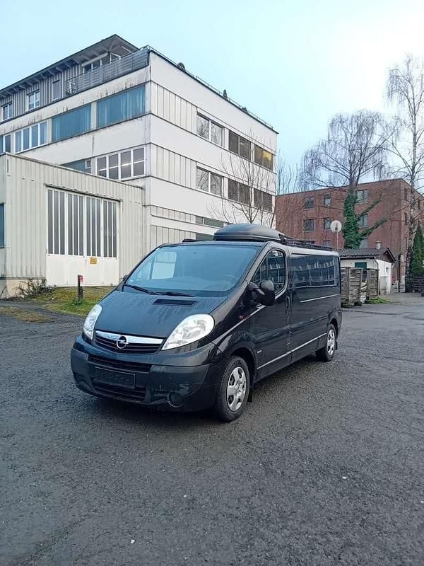 Gebraucht Opel Vivaro 114 PS (83 kW) 2011 Van / Kleinbus
