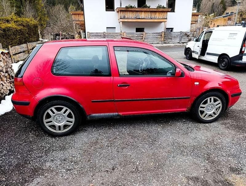 Gebraucht VW Golf IV 90 PS (66 kW) 2000 Limousine